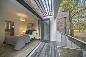 Maison en rangée, 3 chambres | Décor unique, fer et planche à repasser, accès au Wi-Fi (inclus)