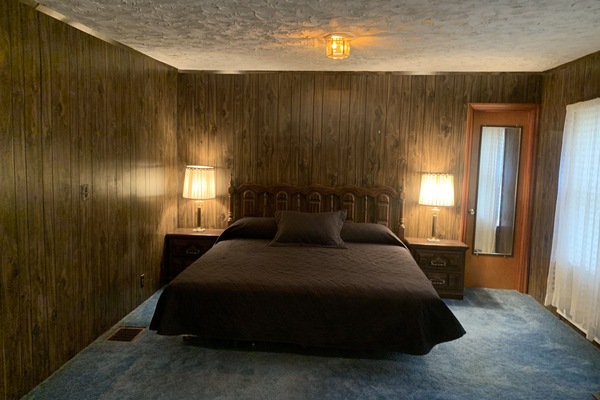 4 soverom, strykejern/-brett og sengetøy