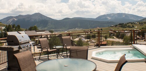 Comfortable Condo der Nähe von Pisten mit einem Hot Tub!