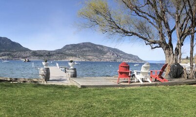 Lake Front Downtown Kelowna  home With beautiful dock 