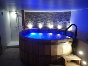 Pool - Group gîte on the Opal Coast, 10 min from Wissant, with XXL Nordic bath. (Ferques)