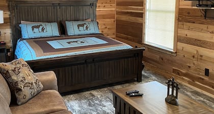 One Bedroom Cabin w/Sleeper Sofa Cabin 8