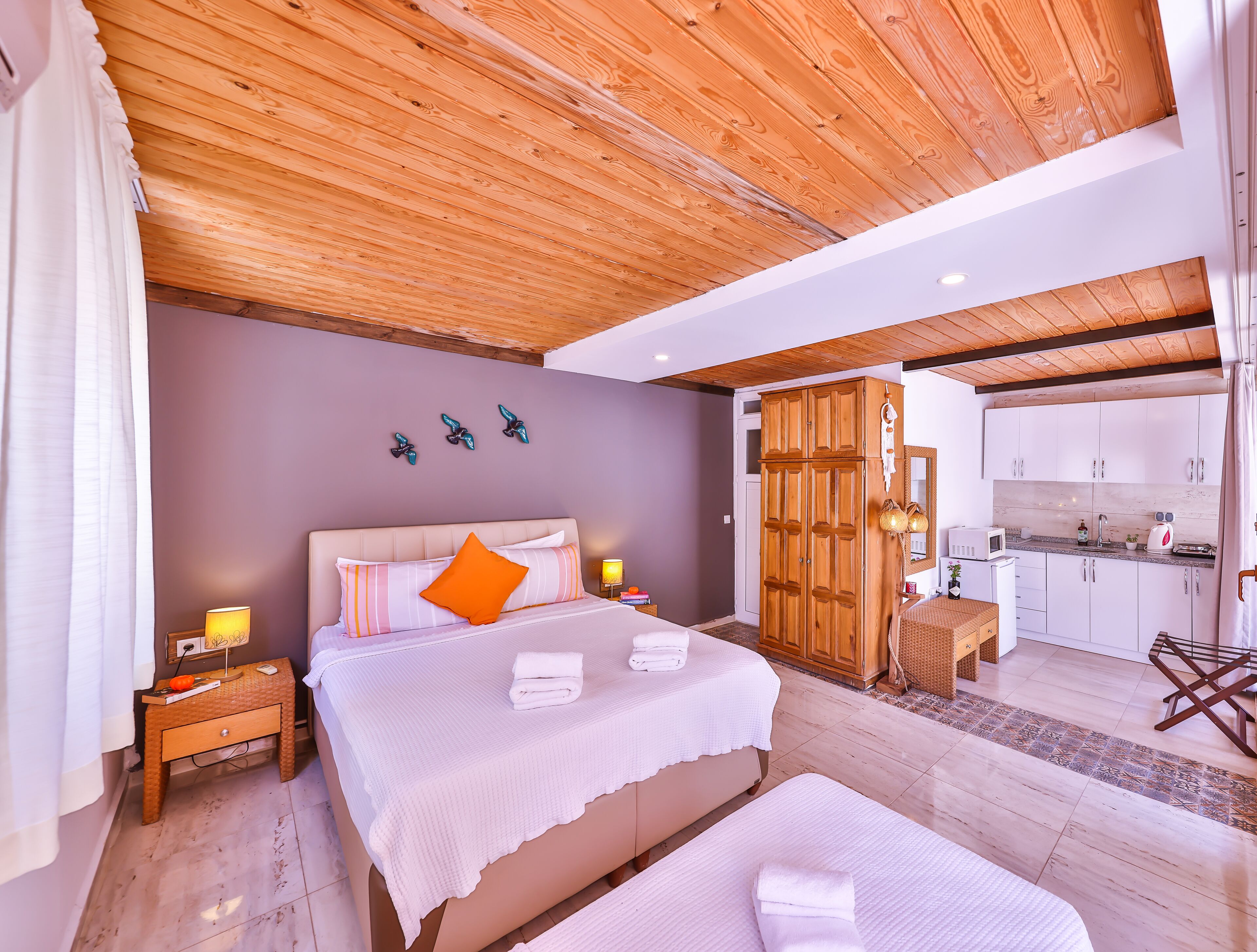 Superior Studio, Terrace, Mountain View | Individually furnished, free WiFi, bed sheets