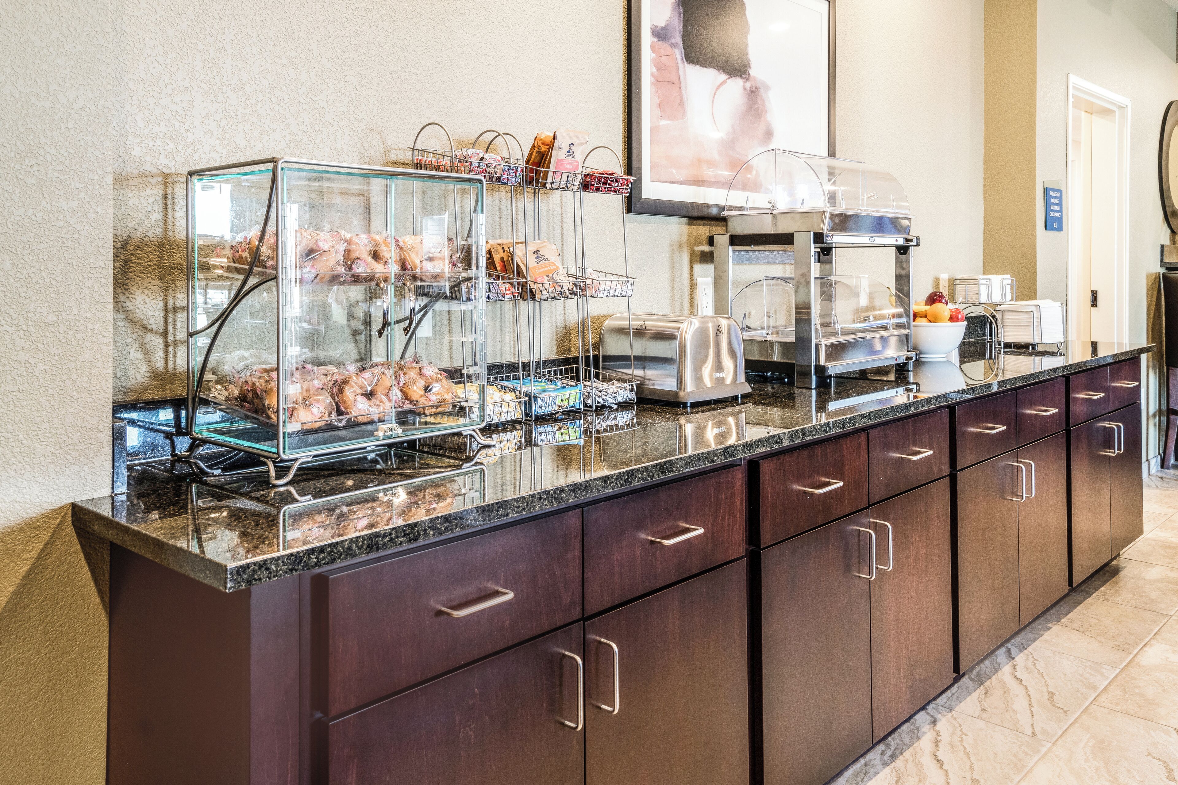 Tägliches inbegriffenes großes Frühstück