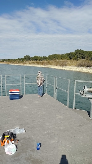 Unclassified image, 5 of 6, button