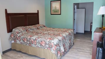 Junior Room, 1 King Bed, Smoking