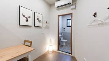 Basic Double Room | Living area | Flat-screen TV