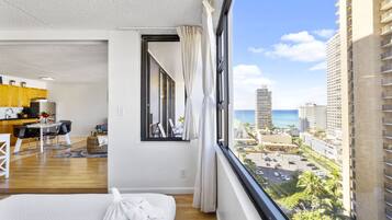 1 chambre, fer et planche Ă repasser, Wi-Fi gratuit, draps fournis