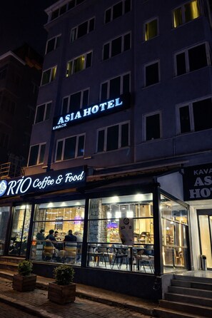 Front of property - Kavacık Asia Hotel (Beykoz)