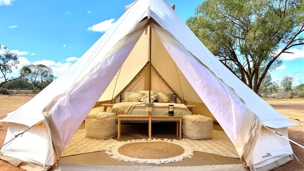 Romantic Tent | Premium bedding, WiFi (free), bed sheets - Mungo Roo (Arumpo)