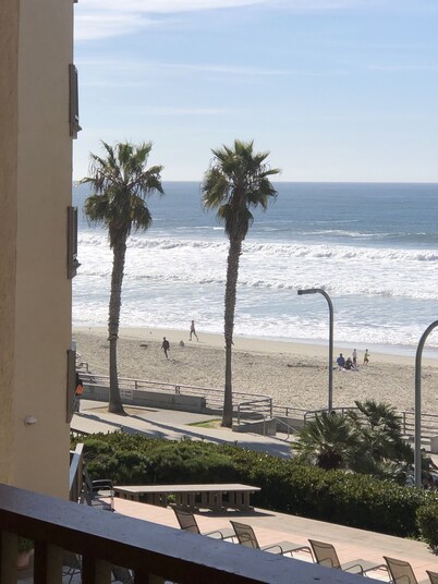 Amazing San Diego Oceanfront Getaway