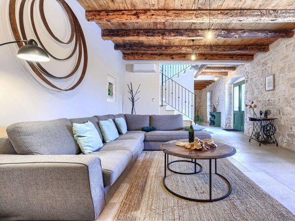 Flachbildfernseher, Tischfußball