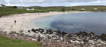 Torran Cottage - The Highland Cottage with a Piano