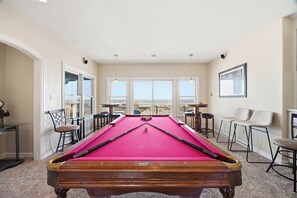 Game room - Quiet Time | Oceanfront (Virginia Beach)