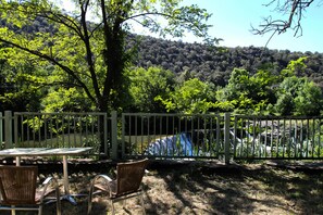 Exterior - Domaine de Cluny (Saint-Andre-de-Majencoules)