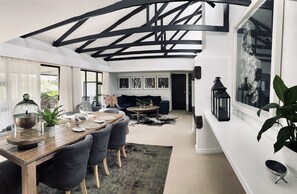 Una televisión, suelo radiante