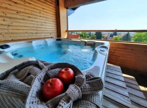 Suite estudio | Bañera de hidromasaje privada