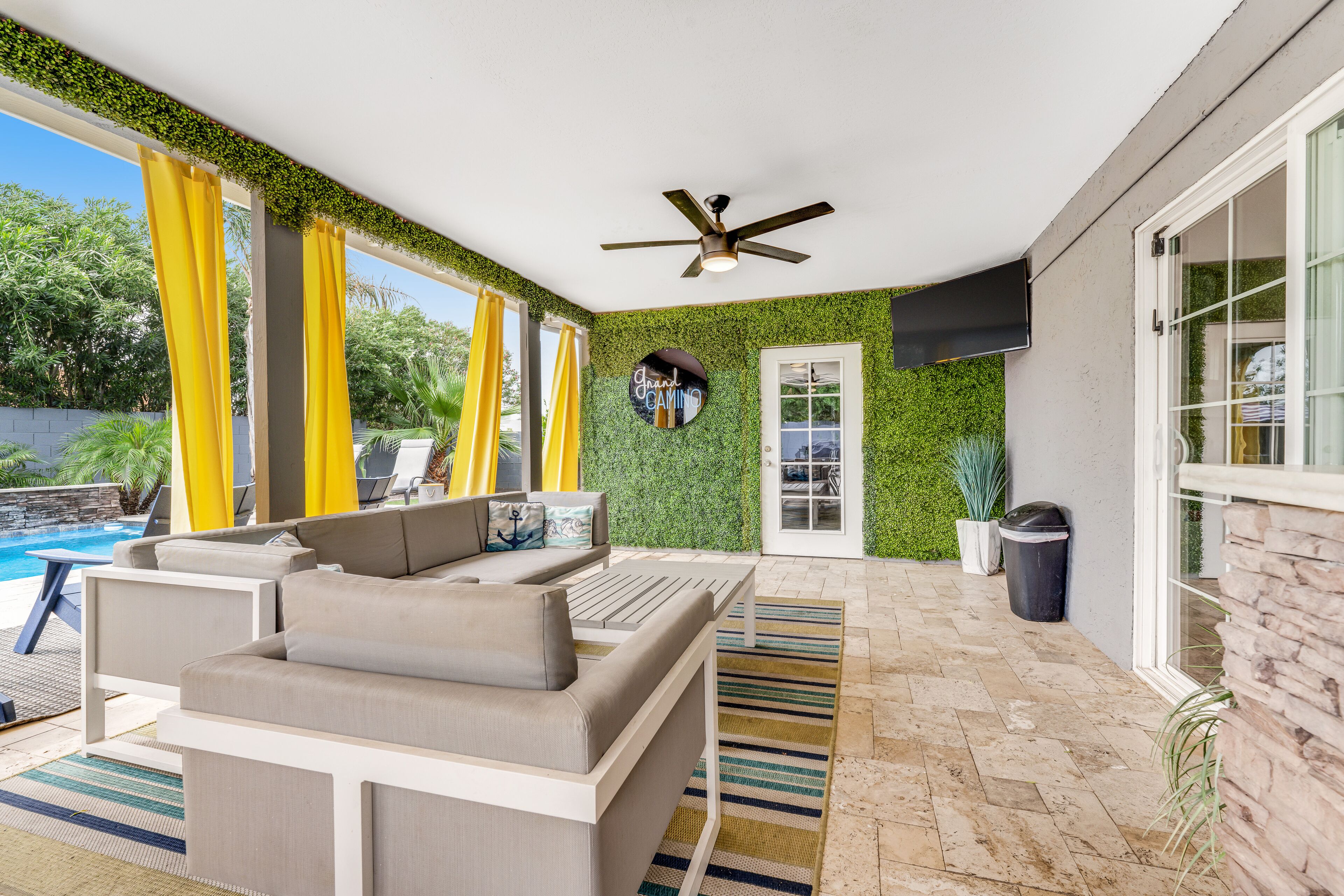 Chic, family-friendly house with private pool & beautiful backyard