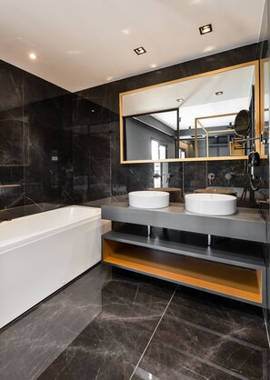 Deluxe Suite, Balcony | Hypo-allergenic bedding, in-room safe, individually decorated, desk - COLORS Hotel Athens (Athens)