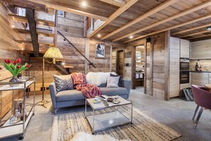 Smart TV, fireplace, DVD player, books - Mountain Chalet 4 You, only for 2, private, wellness, luxury (Zermatt)
