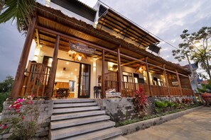 住宿正面