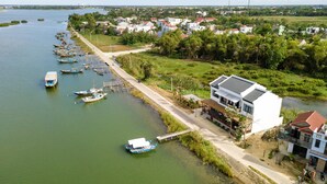 Unclassified image, 4 of 26, button - Boat House Riverside Homestay (Da Nang)