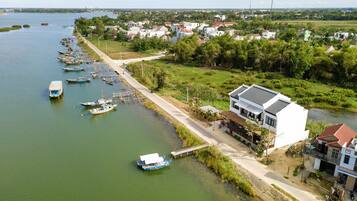 Cảnh từ trên cao