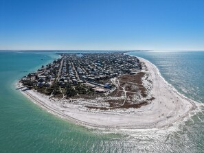 Unclassified image, 5 of 80, button