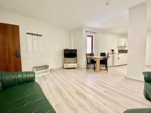 Flat-screen TV - Cardinal Central Apartment (Satu Mare)