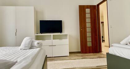 Cardinal Central Apartment