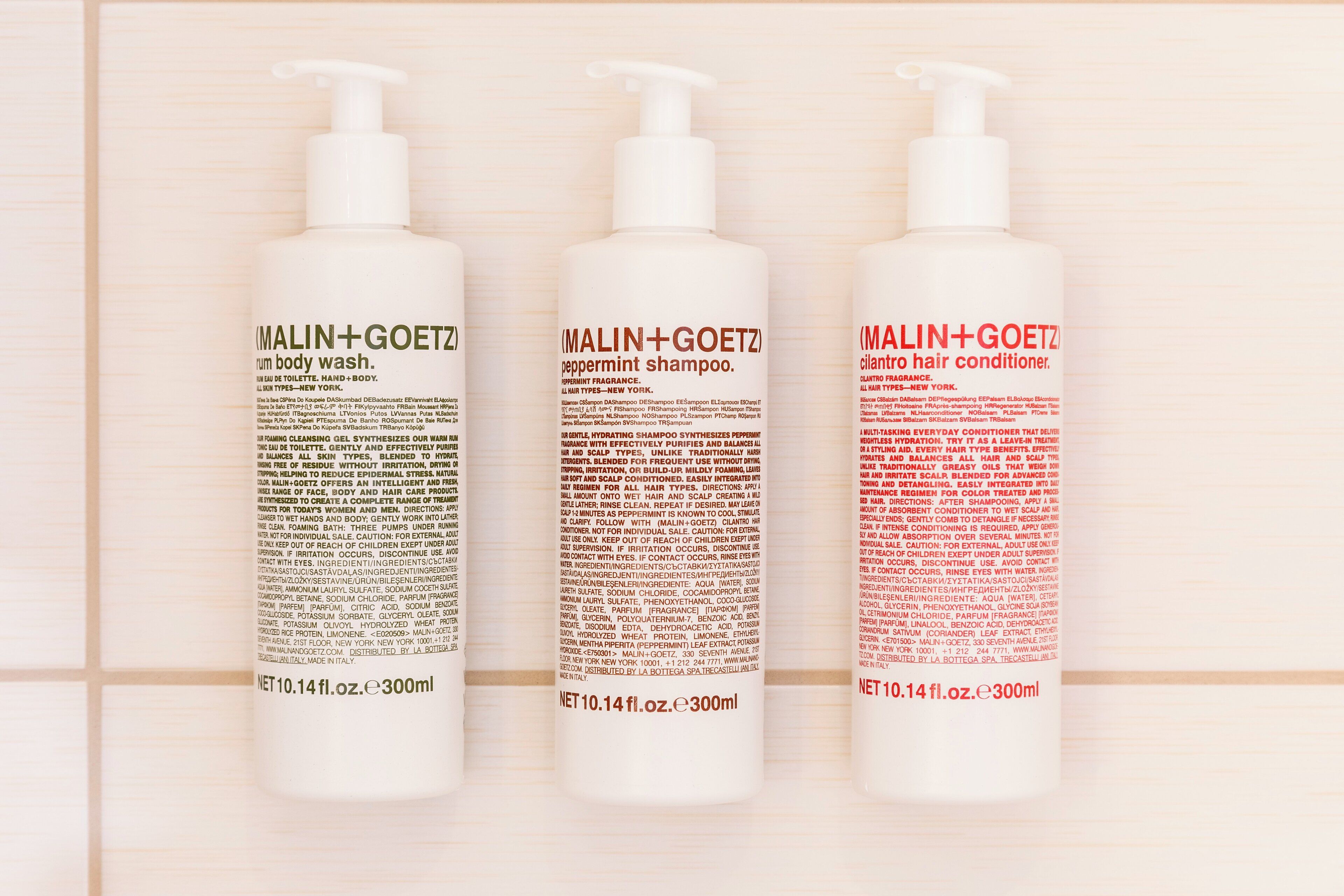 Foto - Capri by Fraser Leipzig