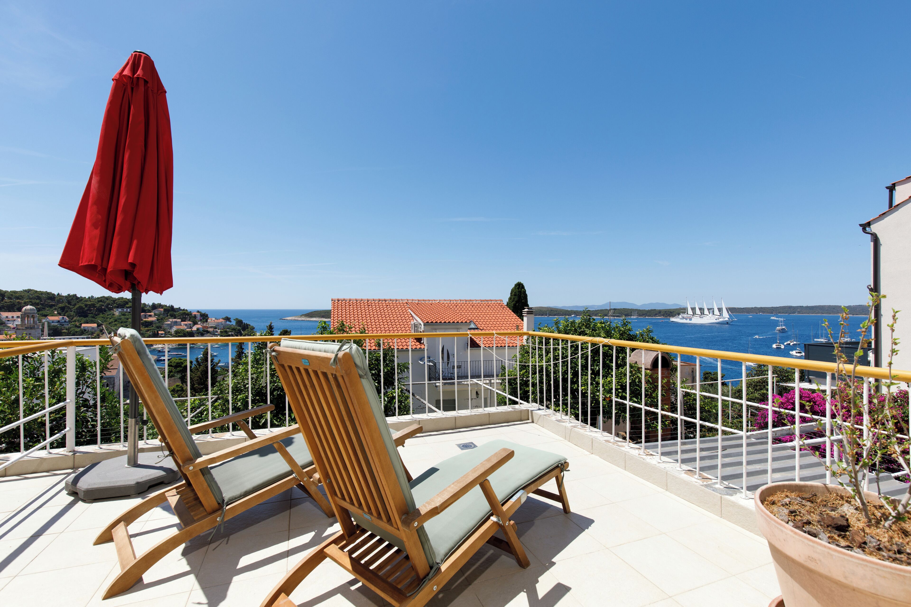 Dobbeltrom, terrasse, sjøutsikt | Terrasse/patio