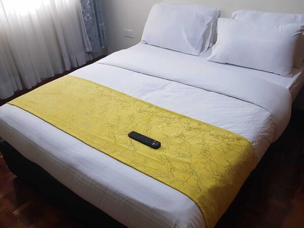 Desk, iron/ironing board, free WiFi, bed sheets