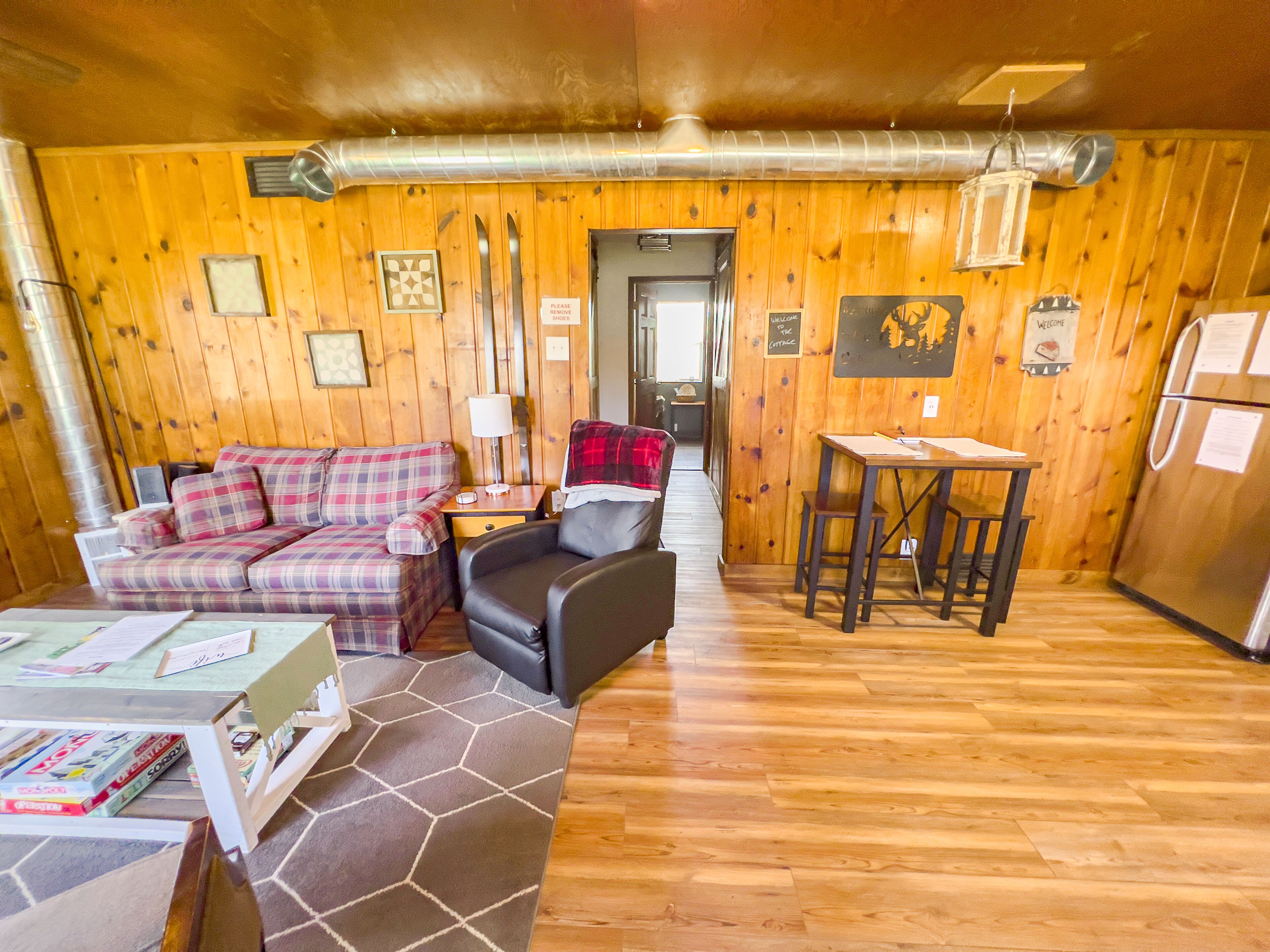 Smart-tv, pejs, stereoanlæg