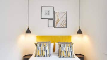 2 bedrooms, desk, iron/ironing board, free WiFi