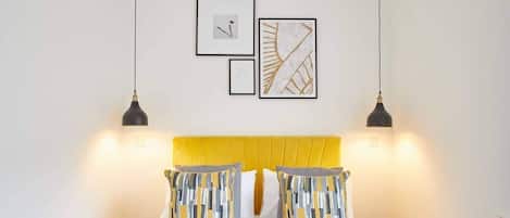 2 bedrooms, desk, iron/ironing board, free WiFi