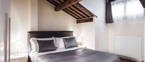 7 Schlafzimmer, WLAN, Bettwäsche