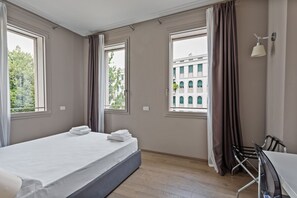 1 Schlafzimmer, Schreibtisch, WLAN