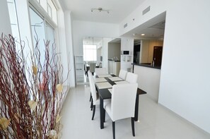 Interior - Botanica Tower 1br3730082404 (Dubai)