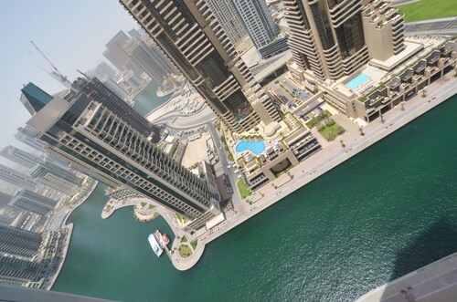 Cayan Tower 1br3563506