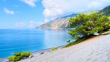 Beach nearby, beach towels