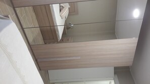 Interior - Apartment in the city center 15 minutes from the beaches of Soverato and Copanello (Catanzaro)