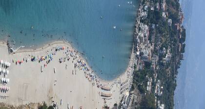 Apartment in the city center 15 minutes from the beaches of Soverato and Copanello