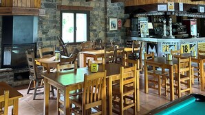 Unclassified image, 4 of 56, button - Hotel Romànic (La Vall de Boi)