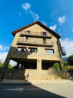 Exterior - Hotel Romànic (La Vall de Boi)