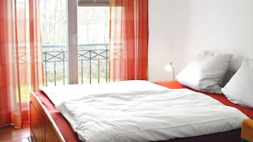 2 Schlafzimmer, Bügeleisen/Bügelbrett, Reisekinderbett, kostenloses WLAN