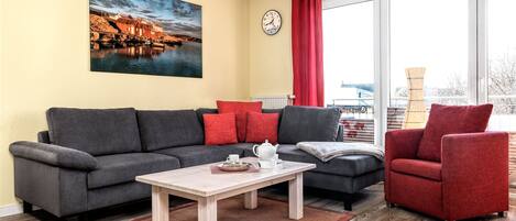 Televisión, reproductor de DVD, estéreo