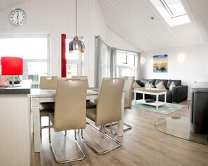 Dining - Haus Strandbrise - holiday home in a peaceful location, directly on the Salzhaff (Insel Poel / OT Vorwerk)