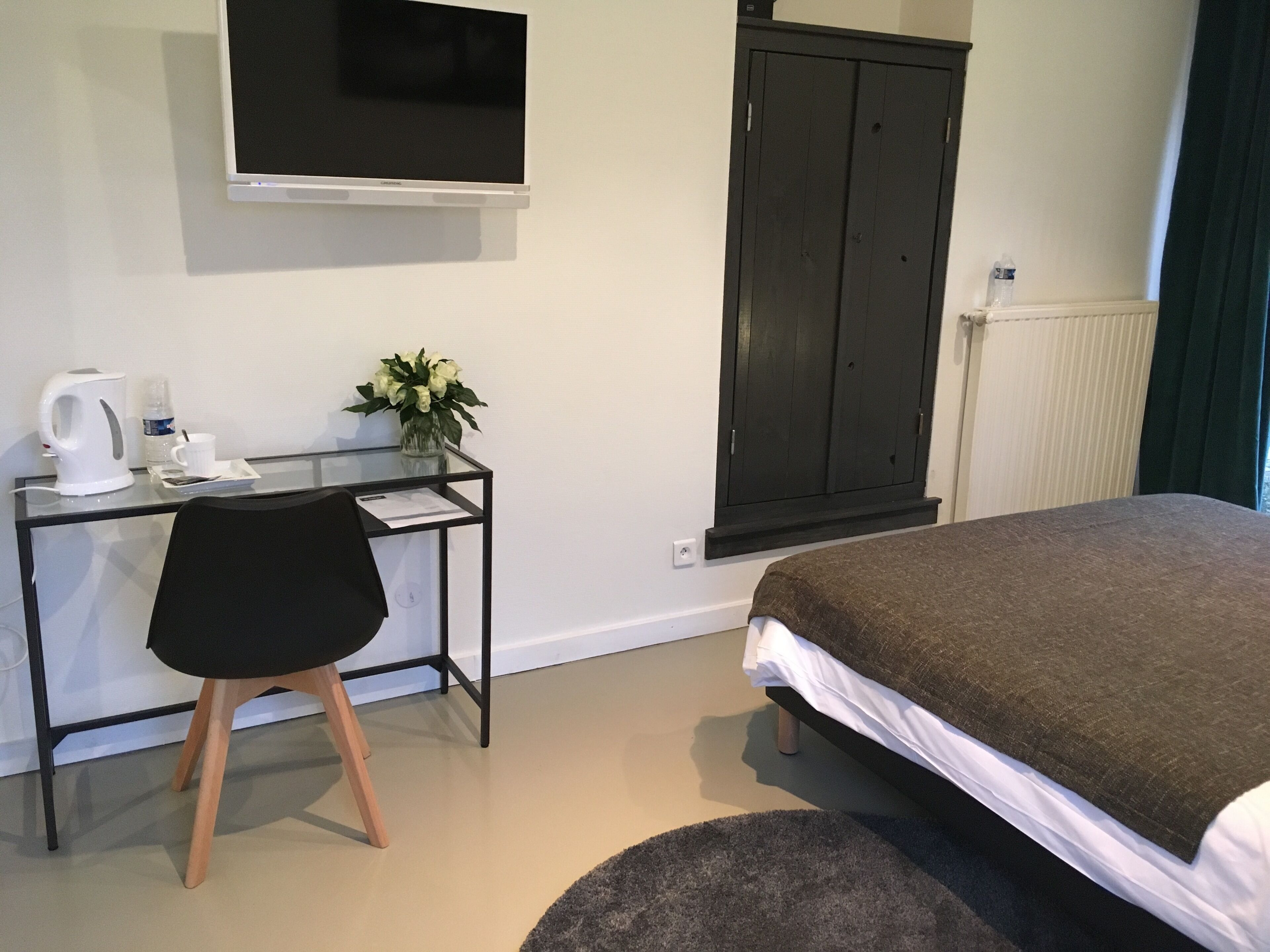 comfort double room (small) | 1 bedroom, individually decorated, individually furnished