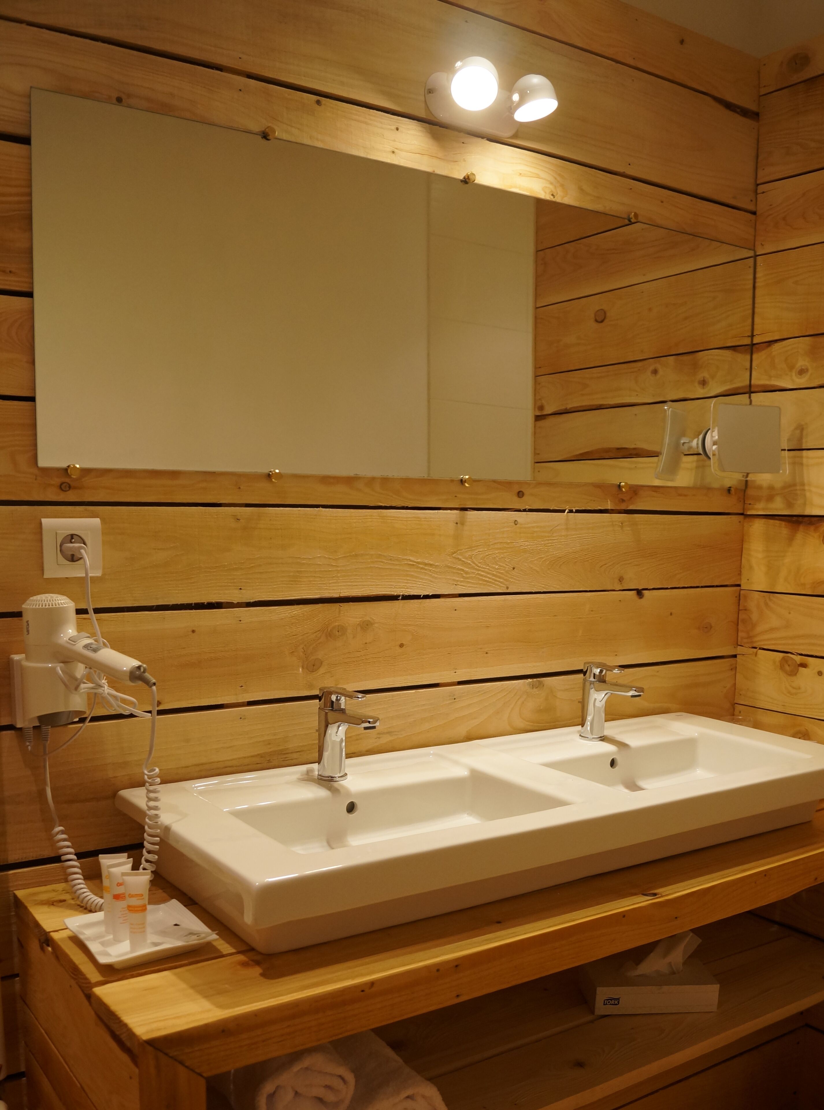 family room | bathroom sink